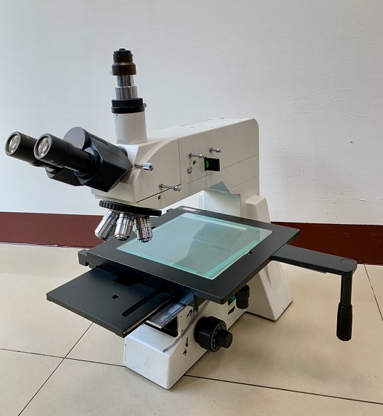 二手三目金相顯微鏡